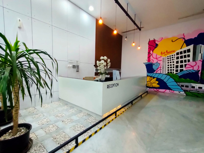 Edelweis Room At Apartemen Patra Land Urbano By FPH, Bekasi