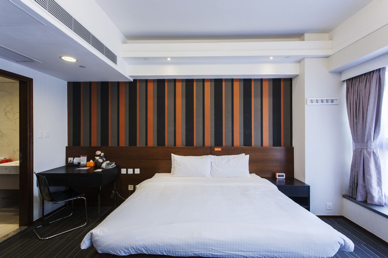 Bedroom 10