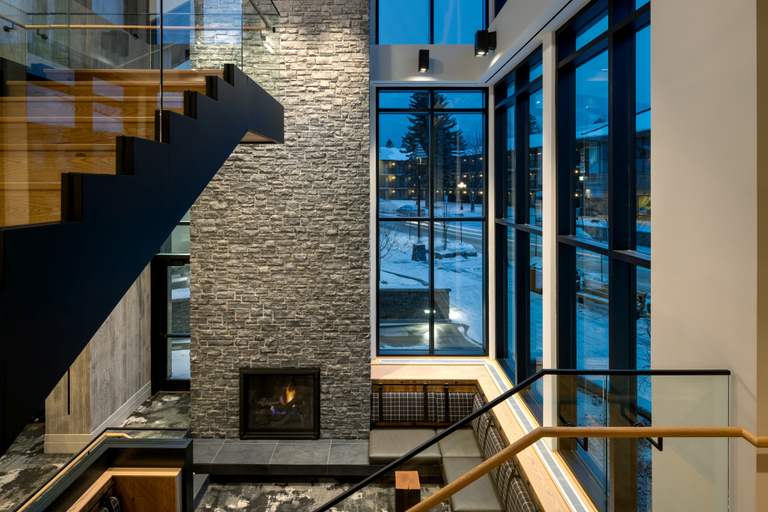 Public Area 4, Peaks Hotel & Suites, Division No. 15
