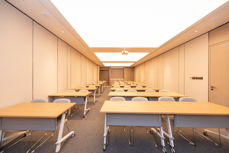 Business Facilities 11