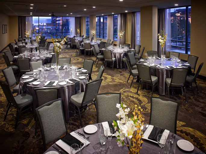 Food & Drinks 5, HOMEWOOD SUITES BY HILTON HAMILTON, Hamilton