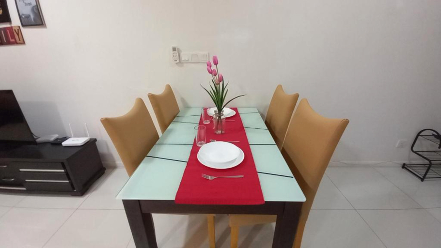 Dining Room 16