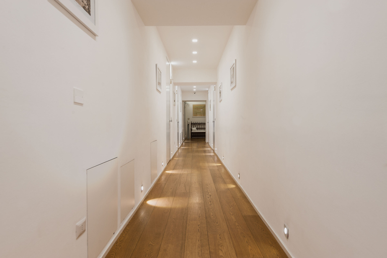 Public Area 4, Rg7 Apartments, Catania