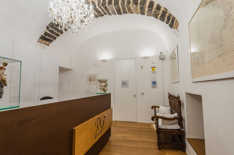 Public Area 2, Rg7 Apartments, Catania