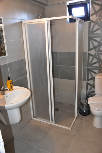 Bathroom 3, London Blue Hotel, Marmaris