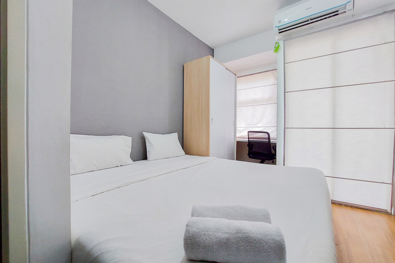 Minimalist and Cozy Studio Serpong Garden Apartment By Travelio, Tangerang