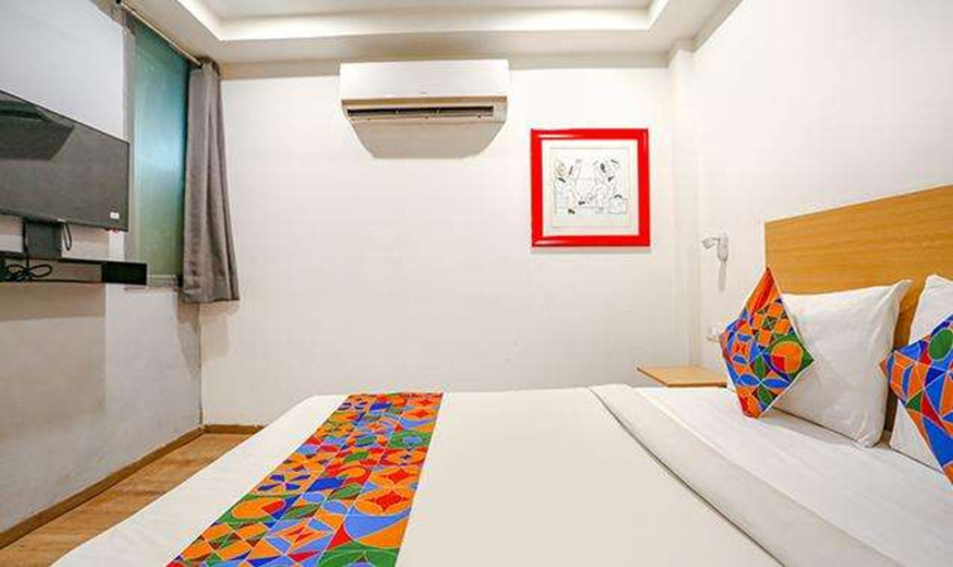 Bedroom 2, FabHotel Blusky, Delhi