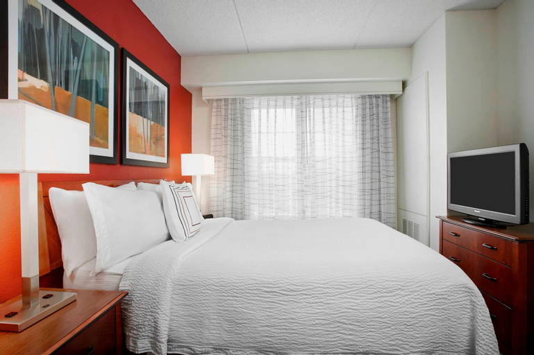 Bedroom 12