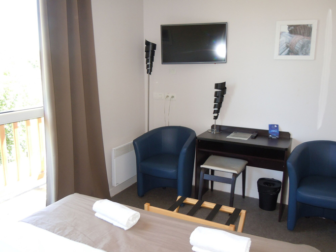 Bedroom 12