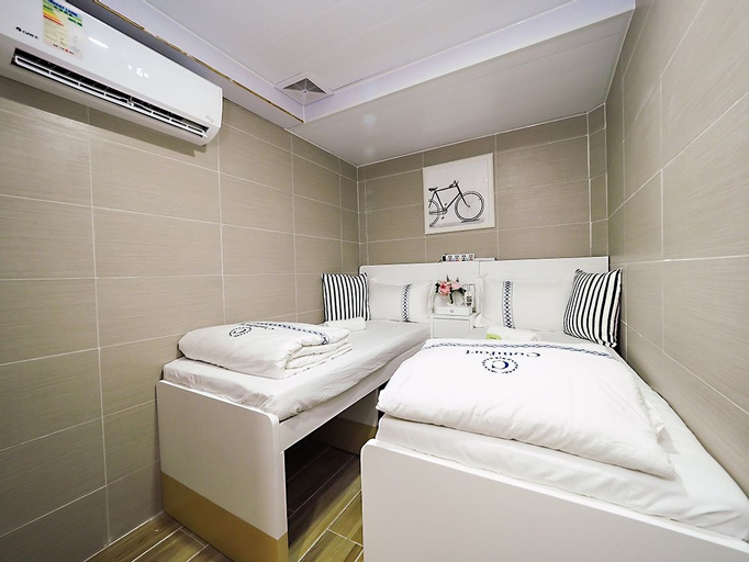 Bedroom 10