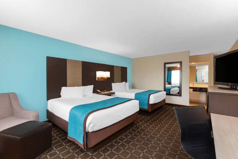 Bedroom 3, Travelodge by Wyndham Angels Camp CA, Calaveras