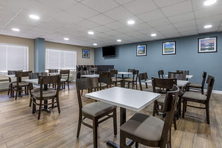 Food & Drinks 5, Sleep Inn & Suites Grovetown - Augusta West, Columbia