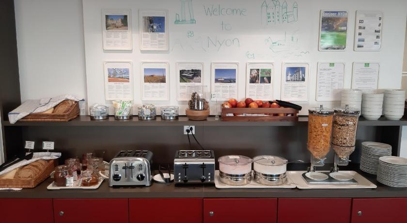 Food & Drinks 4, Nyon Hostel, Nyon