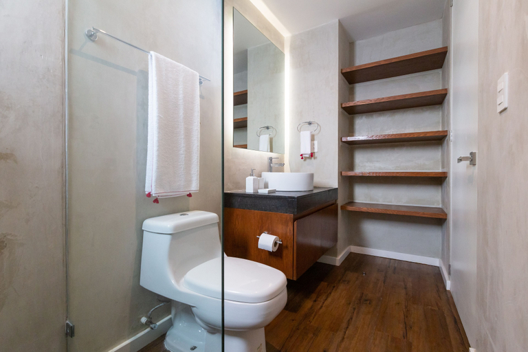 Bathroom 4, Areca 301 by CocoBR, Cozumel