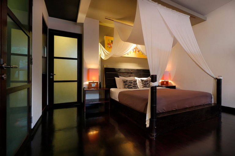 Bedroom 8