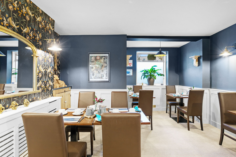 Food & Drinks 4, Sandway House, Torbay