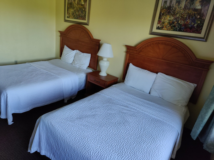 Bedroom 2, Stockton Inn, San Joaquin