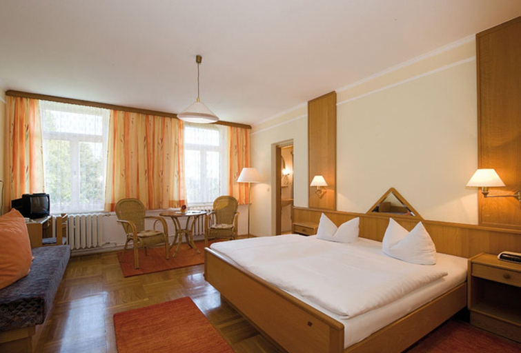 Bedroom 4, Panoramahotel Wolfsberg, Sächsische Schweiz-Osterzgebirge