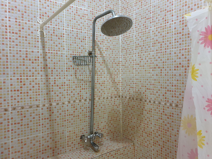 Bathroom 4, Djeliba Resort, Kombo Saint Mary
