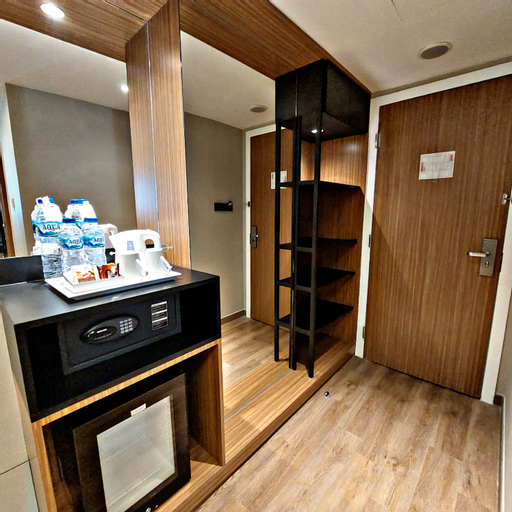 Dining Room 6