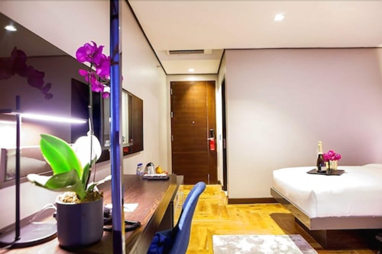 Bedroom 16