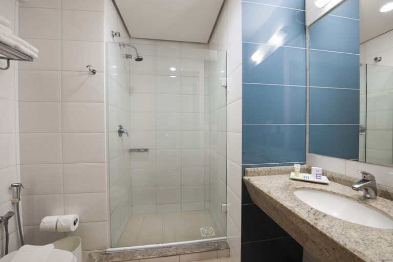 Bathroom 5, Mercure Camboriu Hotel, Balneário Arroio do Silva