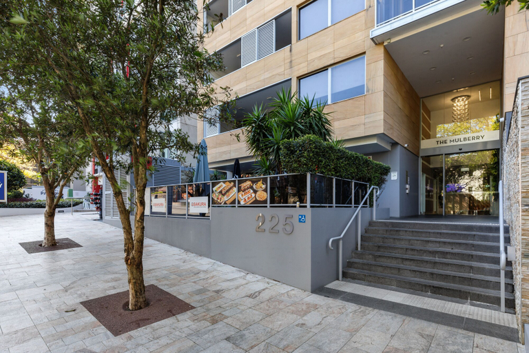 Exterior & Views, Astra Apartments Miller Street, Sydney