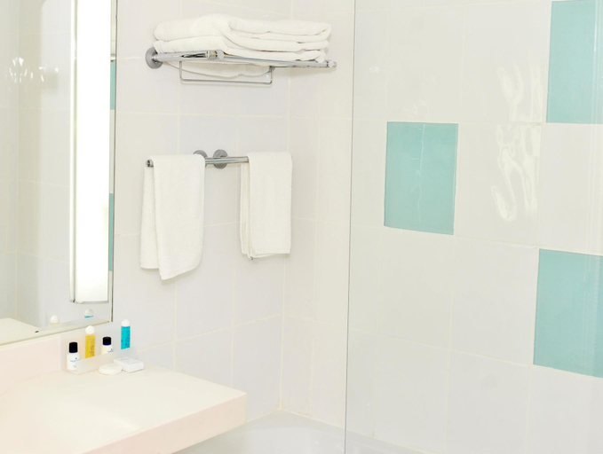 Bathroom, Festival Hotel Festac Lagos, Amuwo Odofin