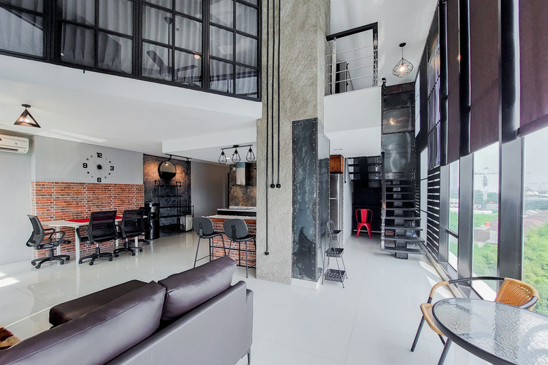 Others 2, Spacious 2BR Loft at Brooklyn Alam Sutera Apartment By Travelio, Tangerang