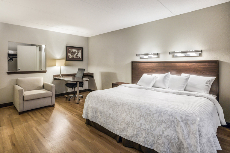 Bedroom 26