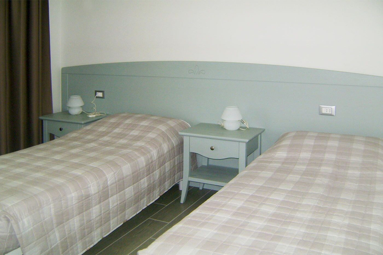 Bedroom 3, Affittacamere Rubino Guest House, Belluno