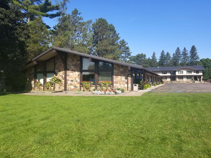 Exterior & Views 2, Americas Best Value Inn Hinckley, Pine