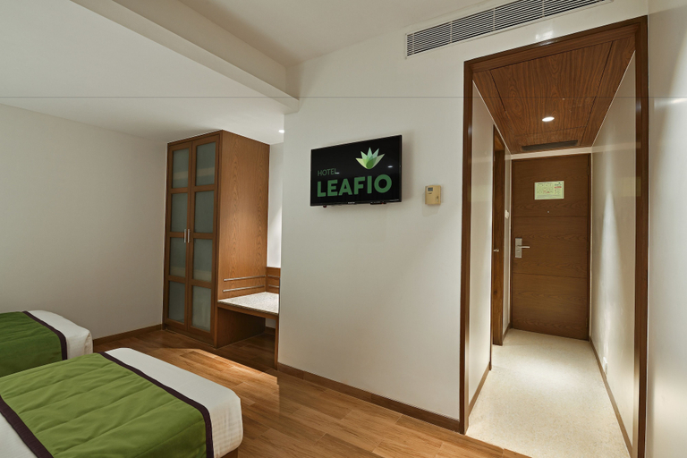 Bedroom 2, Hotel Leafio Marigold Marol, Mumbai Suburban