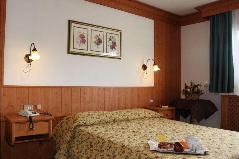 Bedroom 3, Nigritella, Belluno