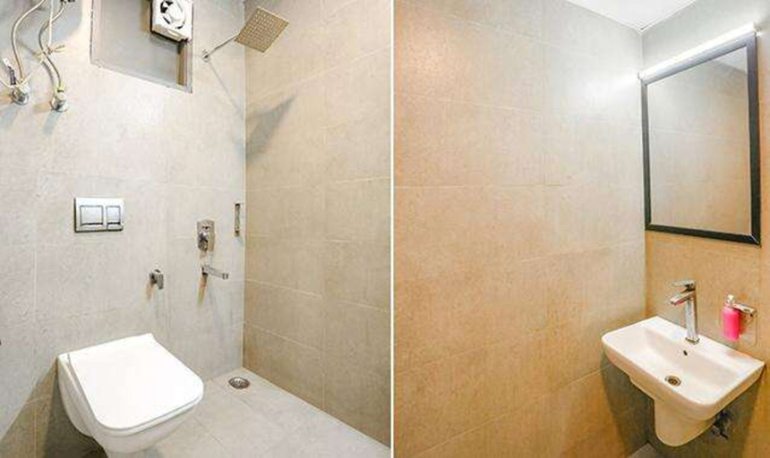 Bathroom, FabHotel Blusky, Delhi