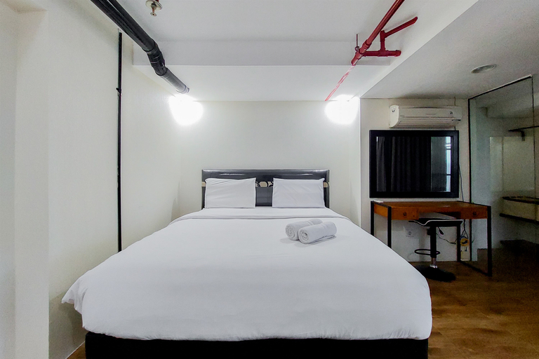 Bedroom 4, Spacious 2BR Loft at Brooklyn Alam Sutera Apartment By Travelio, Tangerang