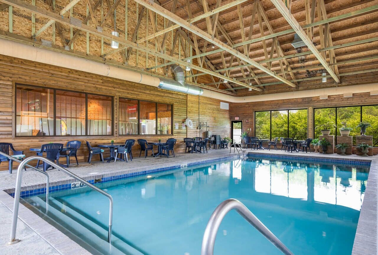 Sport & Beauty 3, Victorian Inn Elkhart Lake Wisconsin, Sheboygan