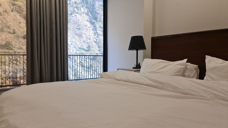Bedroom 2, Point One Hotel Bahrain , Malakand