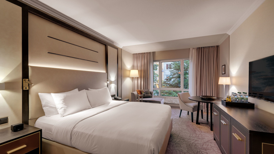 Bedroom 3, Hilton Munich City, München