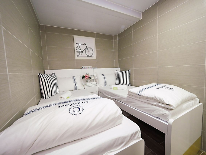 Bedroom 18