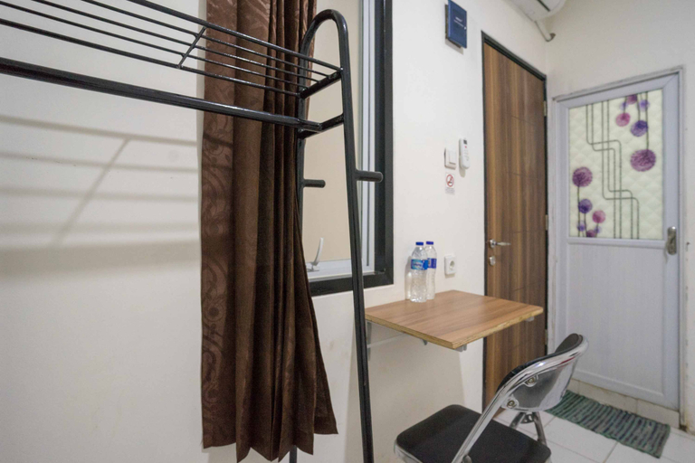 Bathroom 3, RedDoorz near Alun Alun Kota Serang, Serang
