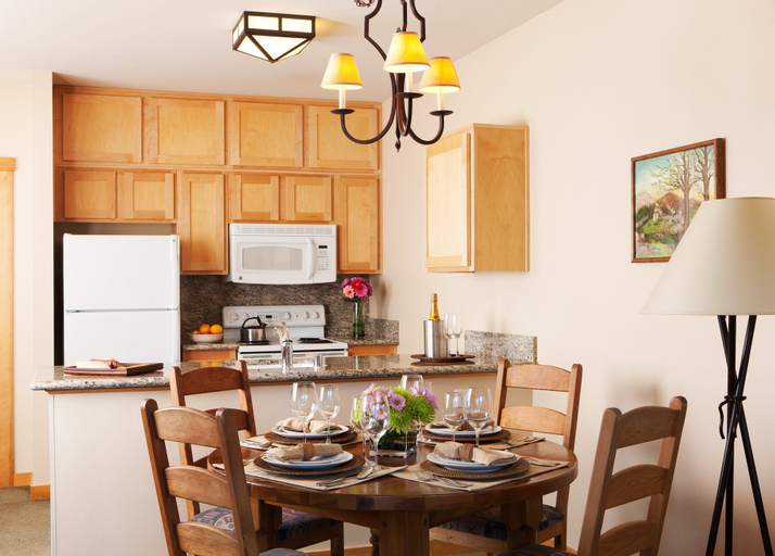 Dining Room 6
