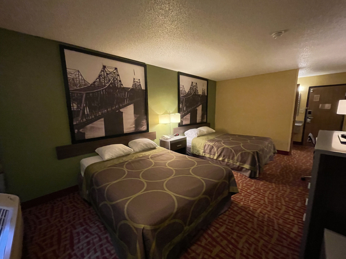 Bedroom 3, Super 8 by Wyndham Van Buren/Ft. Smith Area, Crawford