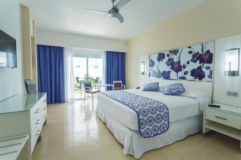 Bedroom 3, Hotel Riu Playacar - All Inclusive, Cozumel