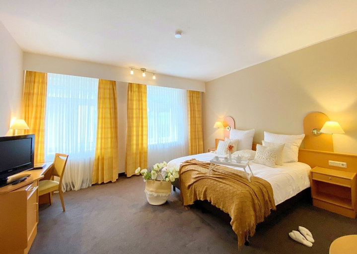 Bedroom 5