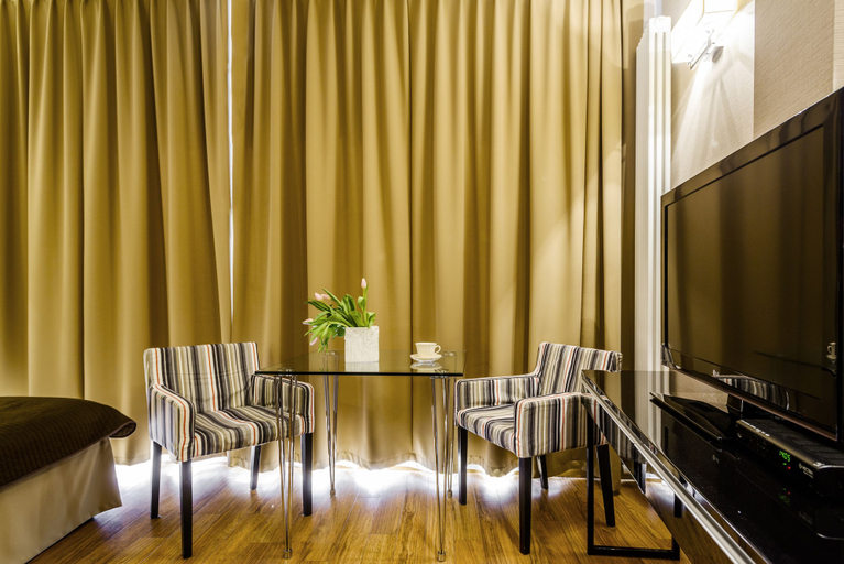 Others 5, Triton Park Apartments, Warsaw