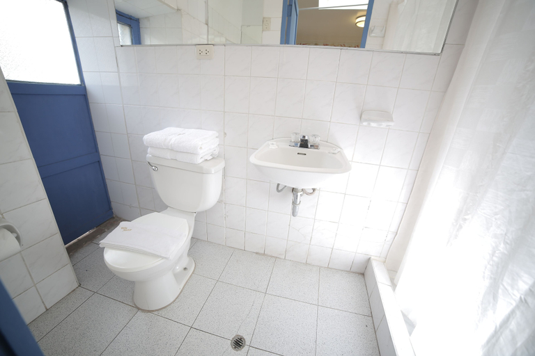 Bathroom 4, Hotel Villa Mayor, Cusco
