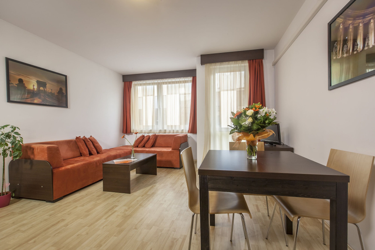 Others 5, Prater Residence, Budapesti