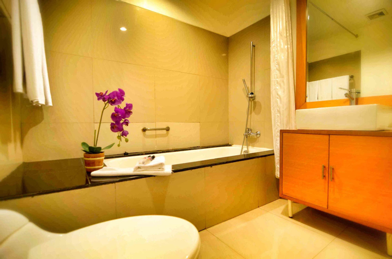 Bathroom 8