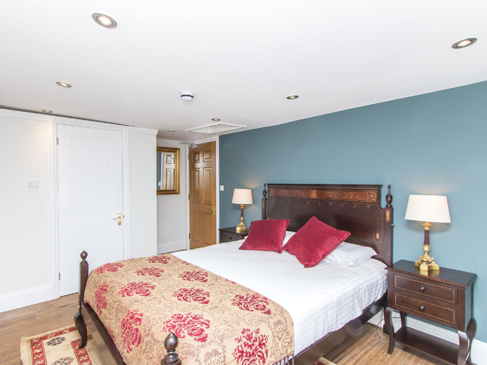 Bedroom 2, 3 Berkeley Square, Bristol